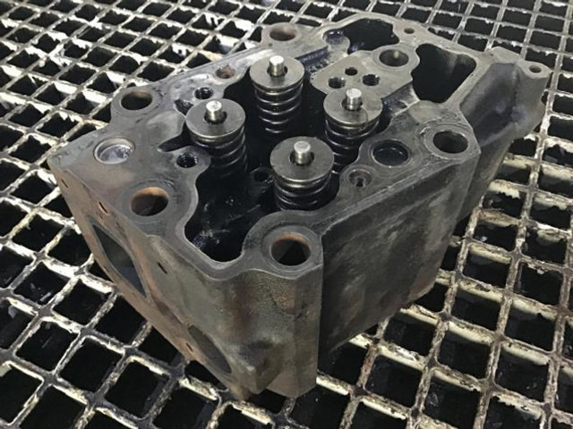 Cilindar blok Liebherr Cylinderhead: slika 6