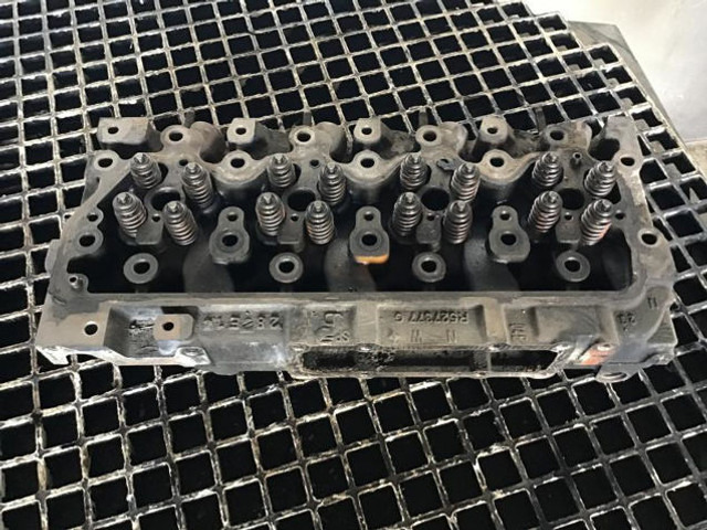 Cilindar blok Liebherr Cylinderhead: slika 6