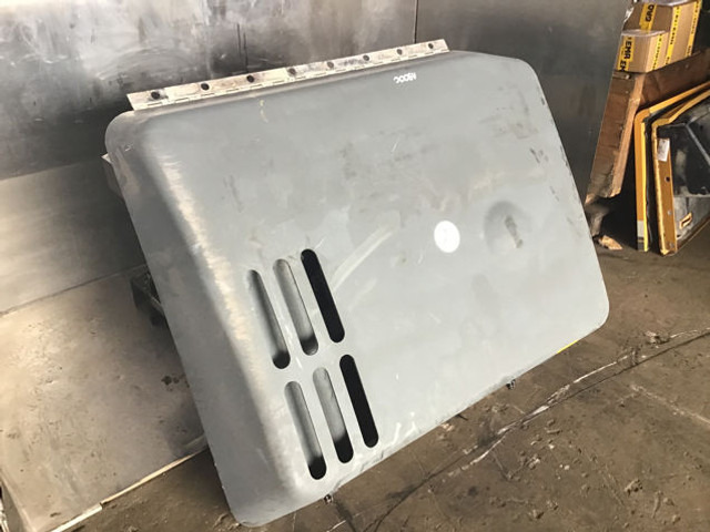 Liebherr Engine Hood - Hauba: slika 3 Liebherr Engine Hood - Hauba: slika 3