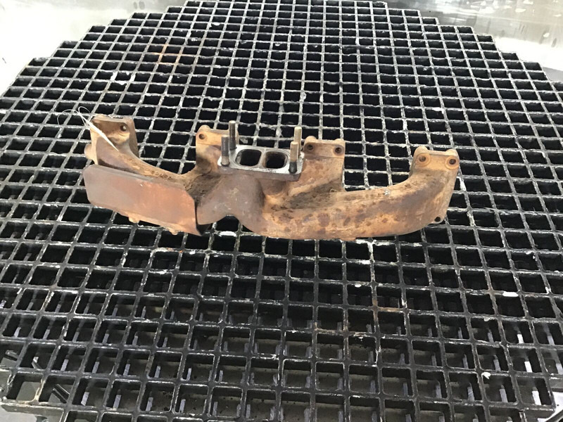 Liebherr Exhaust Pipe - Auspuh: slika 1 Liebherr Exhaust Pipe - Auspuh: slika 1