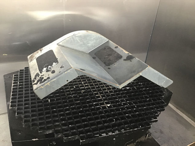 Liebherr Fender - Karoserija i eksterijer: slika 1 Liebherr Fender - Karoserija i eksterijer: slika 1