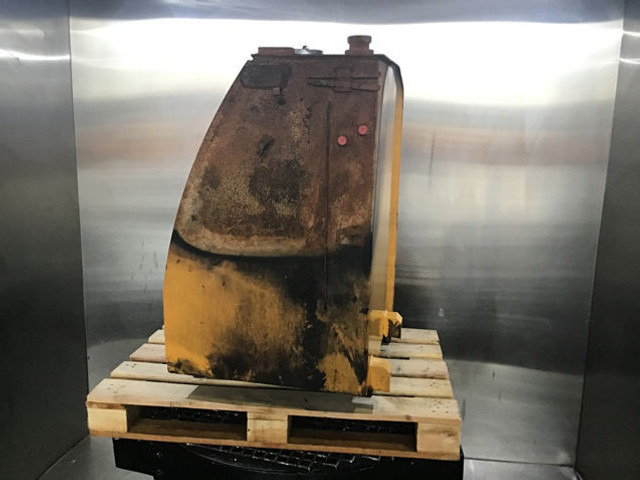 Liebherr Fueltank - Rezervoar za gorivo: slika 5 Liebherr Fueltank - Rezervoar za gorivo: slika 5