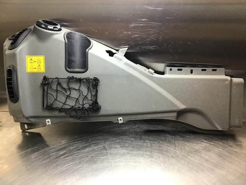 Liebherr R926 K-LC / R946 LC - Branik: slika 1 Liebherr R926 K-LC / R946 LC - Branik: slika 1