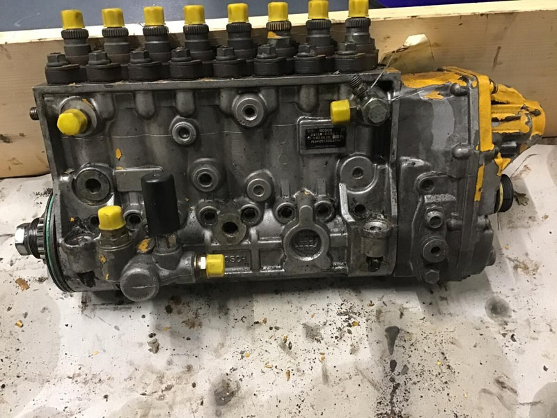 Liebherr R944 / R974 / R954 / R964 / PR764 / D9408TIE - Pumpa za gorivo: slika 1 Liebherr R944 / R974 / R954 / R964 / PR764 / D9408TIE - Pumpa za gorivo: slika 1