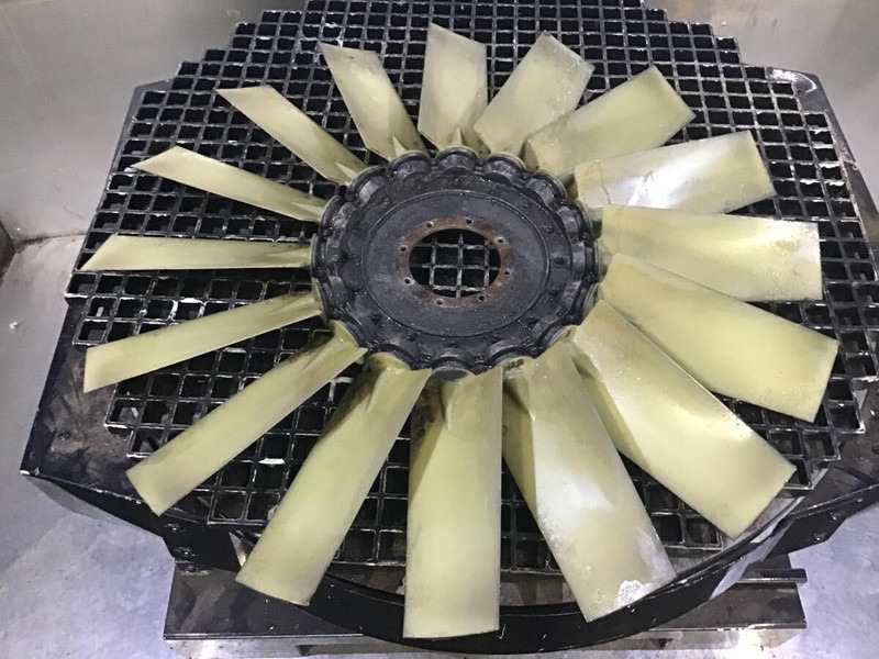 Liebherr R954B / R954HD / R954 - Ventilator: slika 2 Liebherr R954B / R954HD / R954 - Ventilator: slika 2