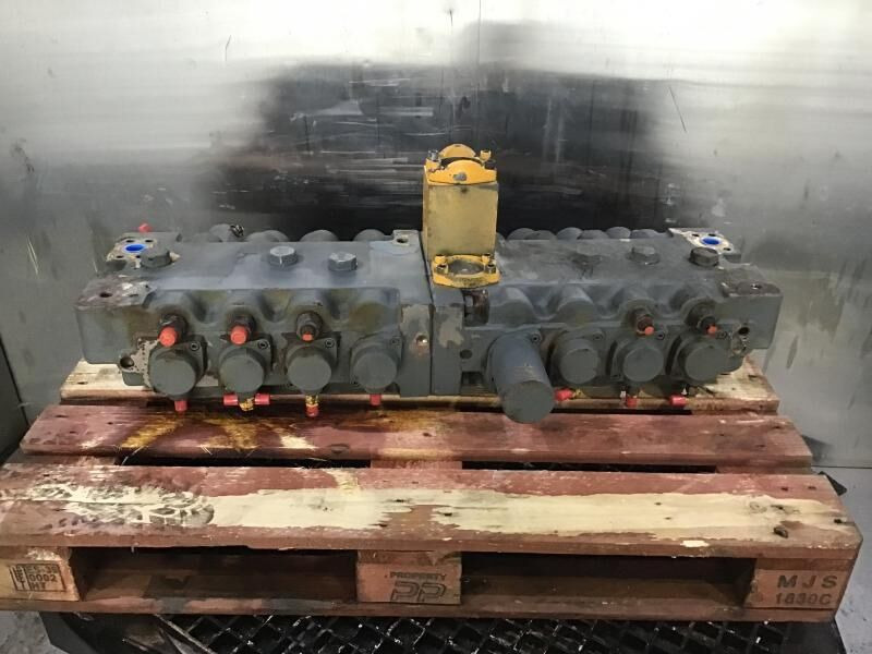 Liebherr R974B - Hidraulika: slika 1 Liebherr R974B - Hidraulika: slika 1