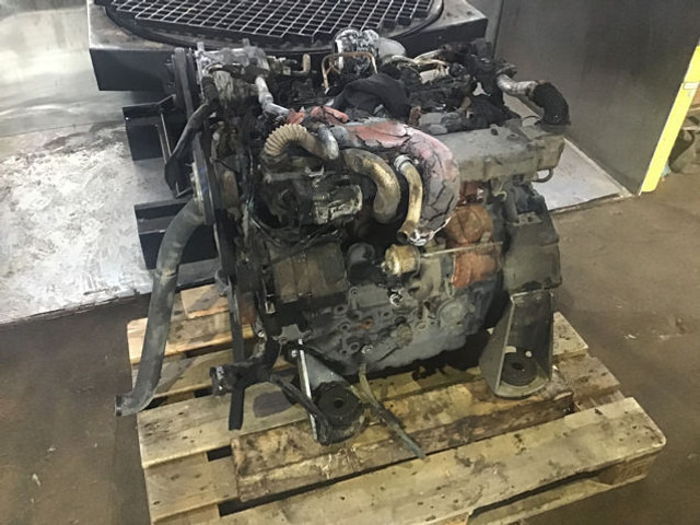 Liebherr TCD3.6L4 - Motor: slika 3 Liebherr TCD3.6L4 - Motor: slika 3