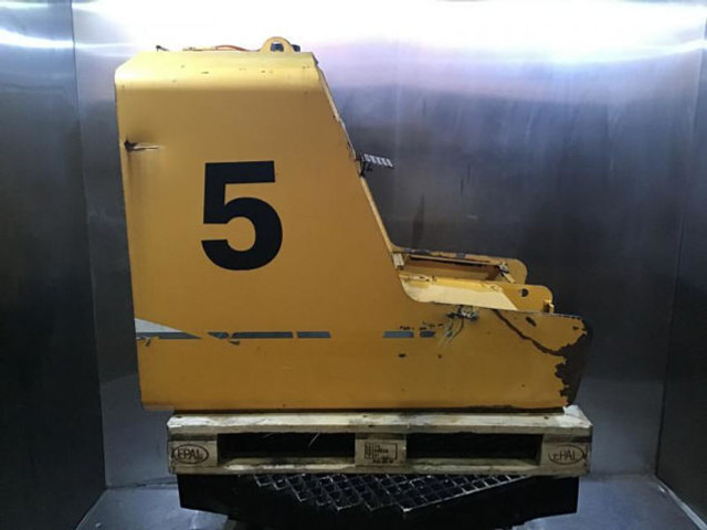 Rezervni deo Liebherr Fuel Tank: slika 9