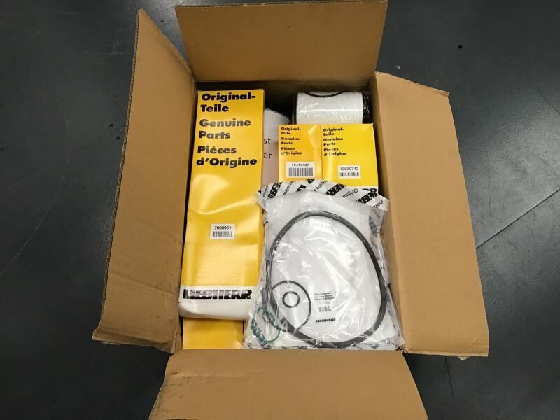 Liebherr Service Kit 2000 hours R906/R916/R926 - Rezervni deo: slika 2 Liebherr Service Kit 2000 hours R906/R916/R926 - Rezervni deo: slika 2