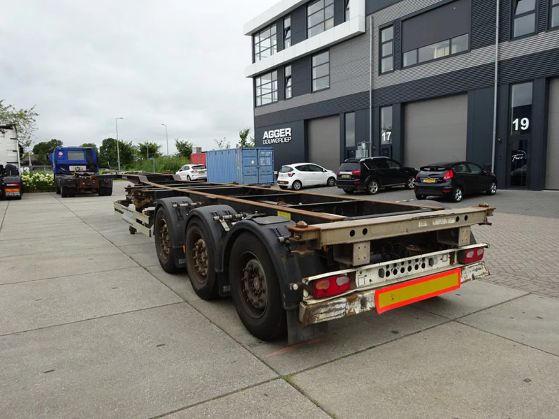 Schmitz Cargobull SCF 27 / SAF + Disc / 1x Extendable / 1x Lift Axle - Poluprikolica za prevoz kontejnera/ Poluprikolica sa promenjivim sandukom: slika 3 Schmitz Cargobull SCF 27 / SAF + Disc / 1x Extendable / 1x Lift Axle - Poluprikolica za prevoz kontejnera/ Poluprikolica sa promenjivim sandukom: slika 3