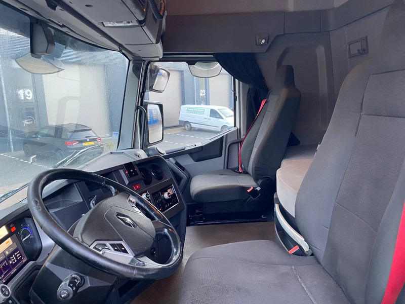 Tegljač Renault T460 / Automatic / PTO: slika 7 Tegljač Renault T460 / Automatic / PTO: slika 7