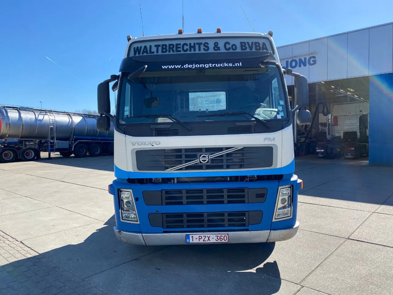Volvo FM 440 Automatic / Euro 5 / 2x Tank - Tegljač: slika 2 Volvo FM 440 Automatic / Euro 5 / 2x Tank - Tegljač: slika 2