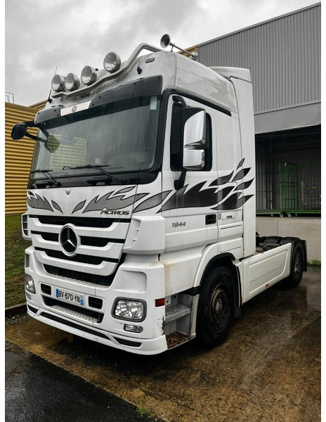 Mercedes-Benz Actros 1844 Retarder + Full Spoiler - Tegljač: slika 1 Mercedes-Benz Actros 1844 Retarder + Full Spoiler - Tegljač: slika 1