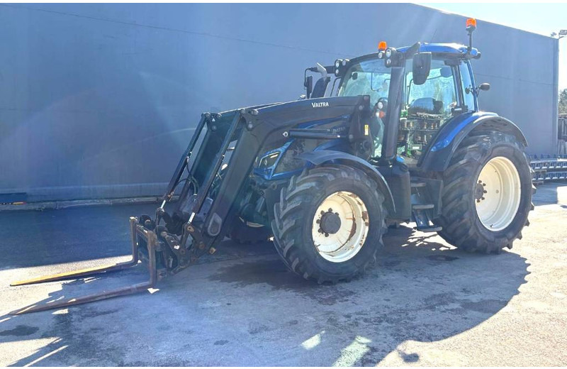Valtra N 174 Smart Touch - Traktor: slika 1 Valtra N 174 Smart Touch - Traktor: slika 1