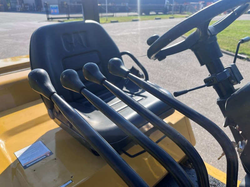 Dizel viljuškar Caterpillar DP40K2: slika 10