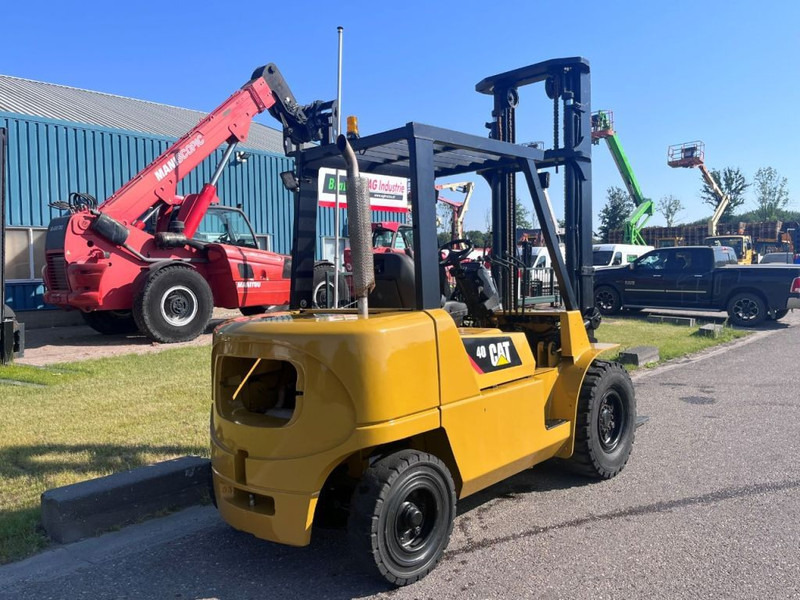 Dizel viljuškar Caterpillar DP40K2: slika 6