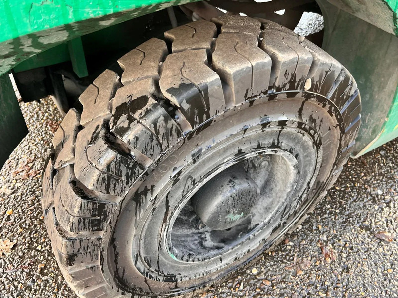 Hyundai 40L-7A - Gasni viljuškar: slika 4 Hyundai 40L-7A - Gasni viljuškar: slika 4