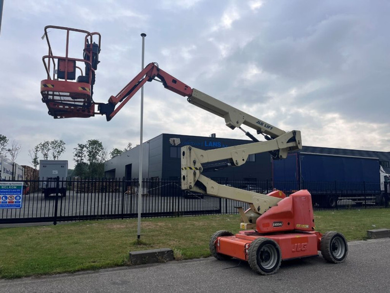 JLG E450AJ - Zglobna platforma: slika 4 JLG E450AJ - Zglobna platforma: slika 4