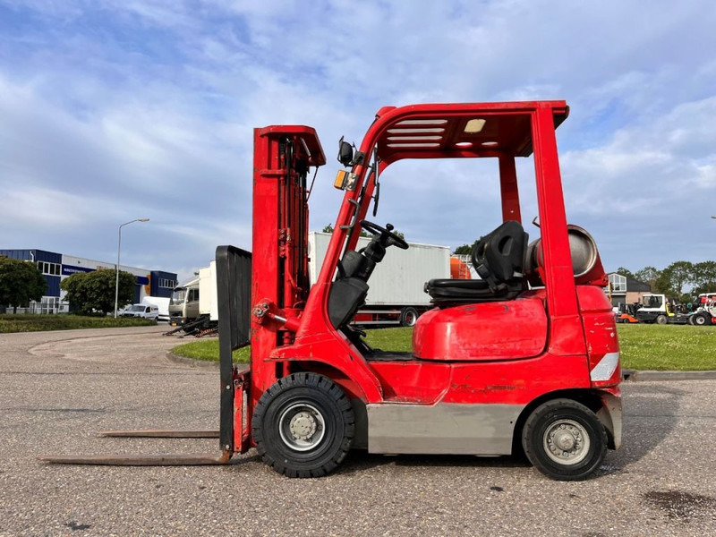 Toyota 42- 7FGF15 - Gasni viljuškar: slika 2 Toyota 42- 7FGF15 - Gasni viljuškar: slika 2