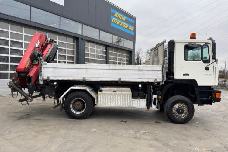 MAN 19.464 4x4 mit Kran HMF 2220-4 - Kamion sa dizalicom, Kamion sa tovarnim sandukom: slika 5 MAN 19.464 4x4 mit Kran HMF 2220-4 - Kamion sa dizalicom, Kamion sa tovarnim sandukom: slika 5