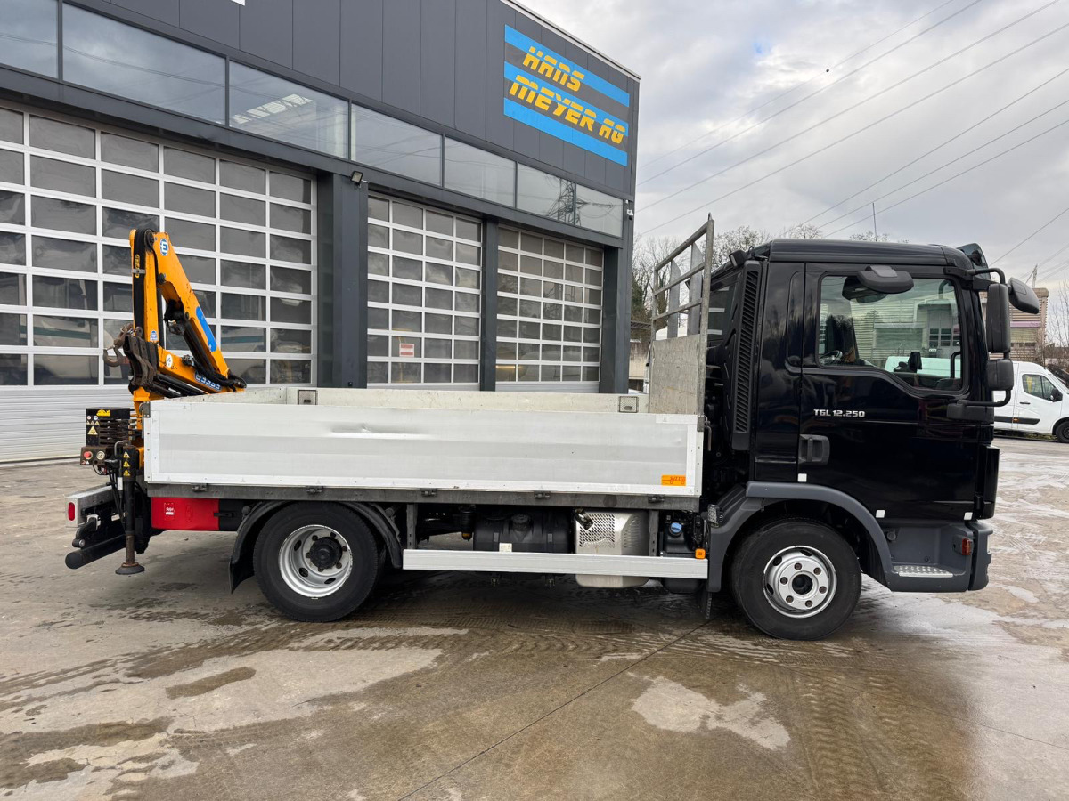 MAN TGL 12.250 Effer 35/3 - Kamion sa dizalicom: slika 5 MAN TGL 12.250 Effer 35/3 - Kamion sa dizalicom: slika 5