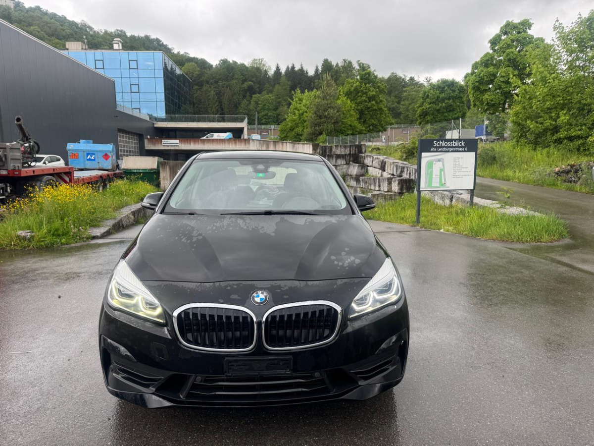 Marke BMW 218d xDrive - Hečbek: slika 2 Marke BMW 218d xDrive - Hečbek: slika 2