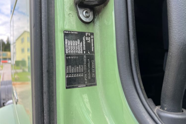 Mercedes-Benz Actros 2543 6x2 - Kamion sa golom šasijom i zatvorenom kabinom: slika 5 Mercedes-Benz Actros 2543 6x2 - Kamion sa golom šasijom i zatvorenom kabinom: slika 5
