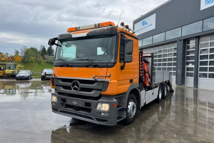 Mercedes-Benz Actros 2548 Atlas 290 Baumaschinentaxi - Kamion sa dizalicom: slika 1 Mercedes-Benz Actros 2548 Atlas 290 Baumaschinentaxi - Kamion sa dizalicom: slika 1