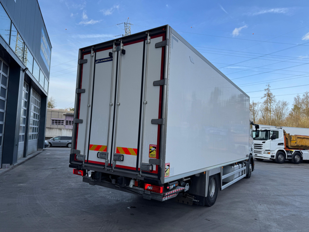 SCANIA R450 4x2 Isotherm - Kamion sa zatvorenim sandukom: slika 5 SCANIA R450 4x2 Isotherm - Kamion sa zatvorenim sandukom: slika 5