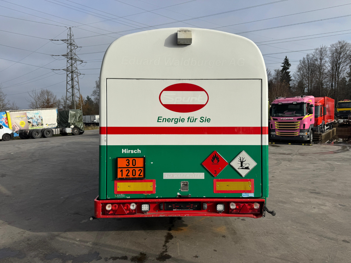 SCHWARZMÜLLER Tank 32'770L 3 Kammern - Poluprikolica cisterna: slika 5 SCHWARZMÜLLER Tank 32'770L 3 Kammern - Poluprikolica cisterna: slika 5