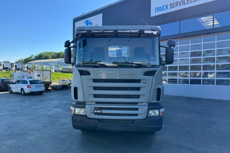 Scania G440 8x4 Trösch - Kamion sa hidrauličnom kukom: slika 2 Scania G440 8x4 Trösch - Kamion sa hidrauličnom kukom: slika 2
