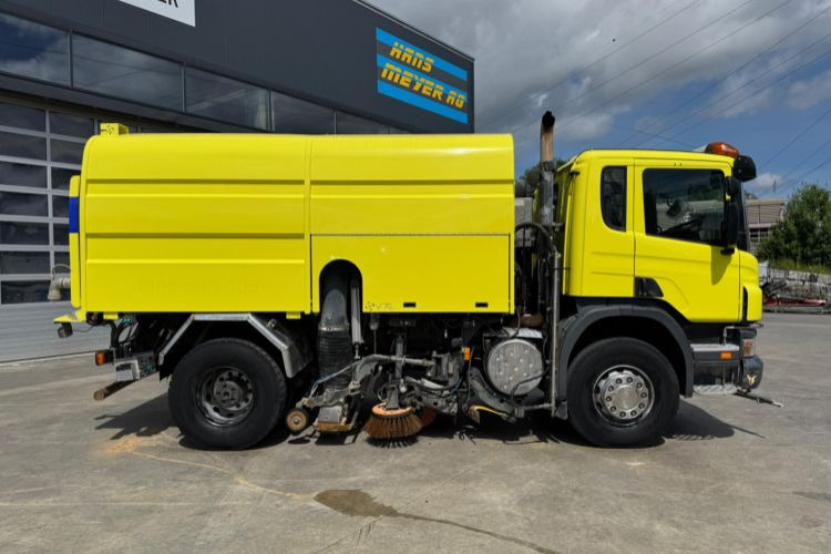 Scania P320 4x2 Valmetal Kehrmaschine - Autočistilica: slika 4 Scania P320 4x2 Valmetal Kehrmaschine - Autočistilica: slika 4
