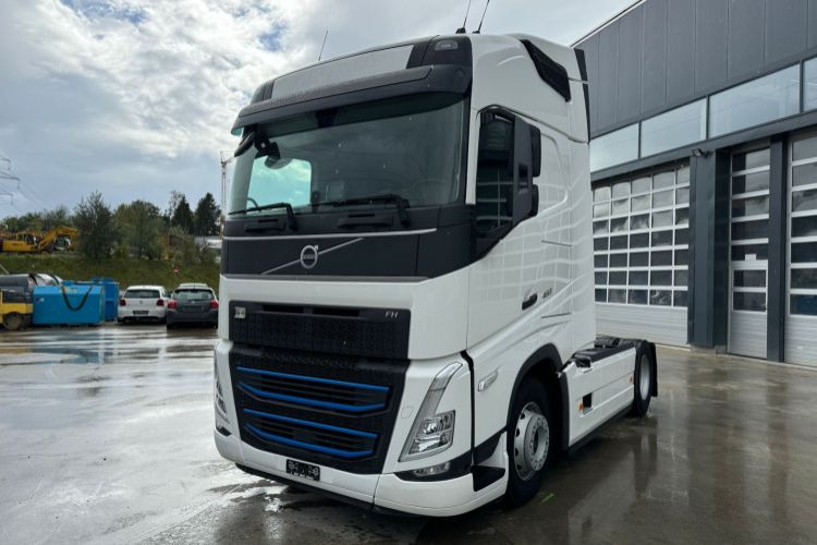 Volvo FH-460 4x2 C5273 - Tegljač: slika 1 Volvo FH-460 4x2 C5273 - Tegljač: slika 1