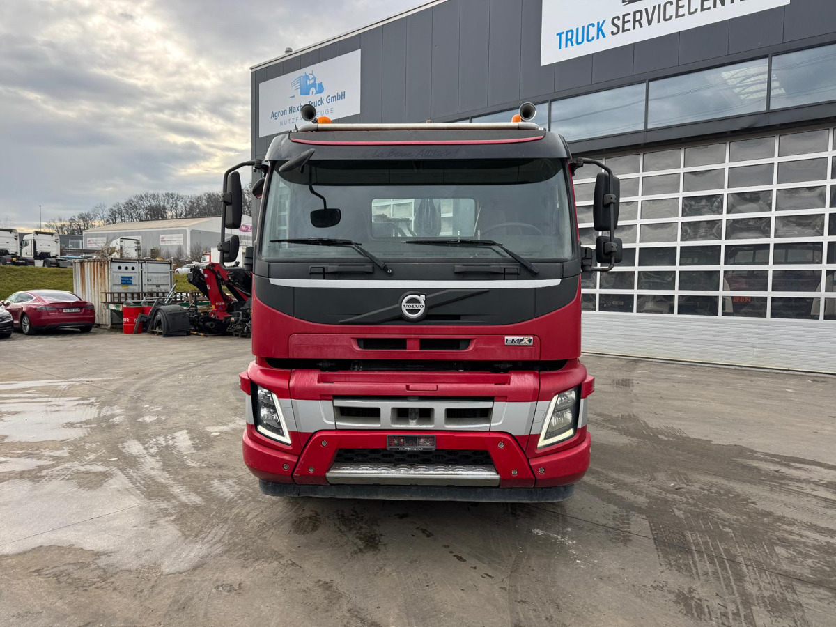 VOLVO FMX-500 8x4 Tridem Hiab 26T - Kamion sa hidrauličnom kukom: slika 2 VOLVO FMX-500 8x4 Tridem Hiab 26T - Kamion sa hidrauličnom kukom: slika 2