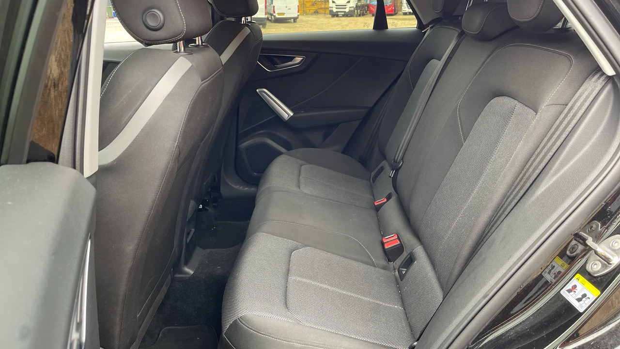 Karavan AUDI Q2 35 1.5 TFSI Sport: slika 16