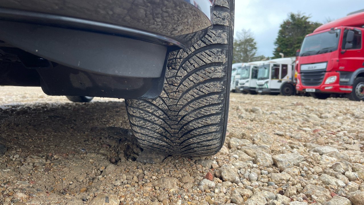 Karavan AUDI Q2 35 1.5 TFSI Sport: slika 23