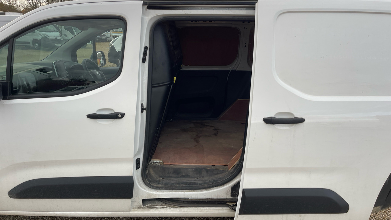 Mali kombi CITROEN BERLINGO ENTERPRISE 650 1.5 BLUEHDI 75PS: slika 14 Mali kombi CITROEN BERLINGO ENTERPRISE 650 1.5 BLUEHDI 75PS: slika 14