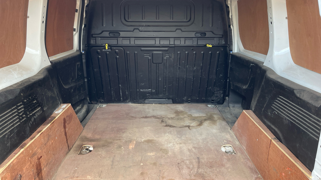 Mali kombi CITROEN BERLINGO ENTERPRISE 650 1.5 BLUEHDI 75PS: slika 11 Mali kombi CITROEN BERLINGO ENTERPRISE 650 1.5 BLUEHDI 75PS: slika 11