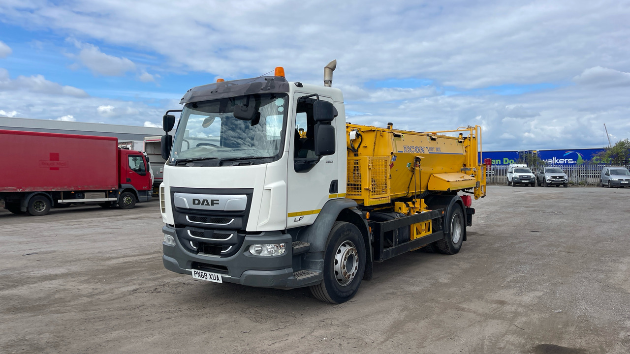 DAF LF 260 - Mašina za asfalt: slika 2 DAF LF 260 - Mašina za asfalt: slika 2