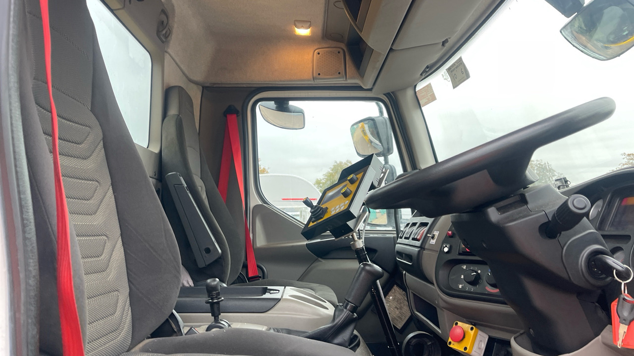 DAF LF 55.220 - Vozilo za čišćenje snega: slika 5 DAF LF 55.220 - Vozilo za čišćenje snega: slika 5