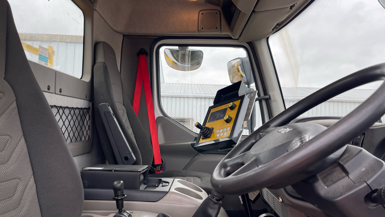 DAF LF 55.220 - Vozilo za čišćenje snega: slika 5 DAF LF 55.220 - Vozilo za čišćenje snega: slika 5