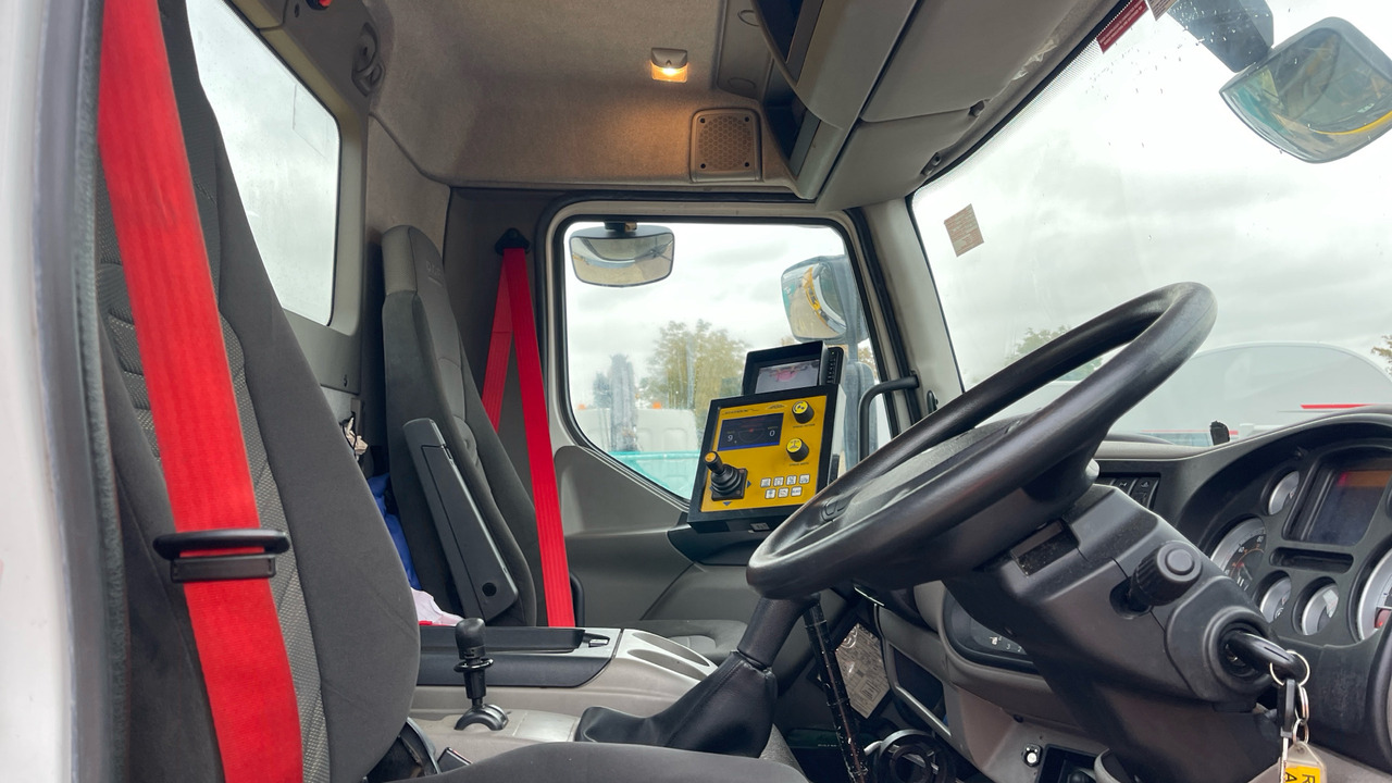 DAF LF 55.220 - Vozilo za čišćenje snega: slika 5 DAF LF 55.220 - Vozilo za čišćenje snega: slika 5