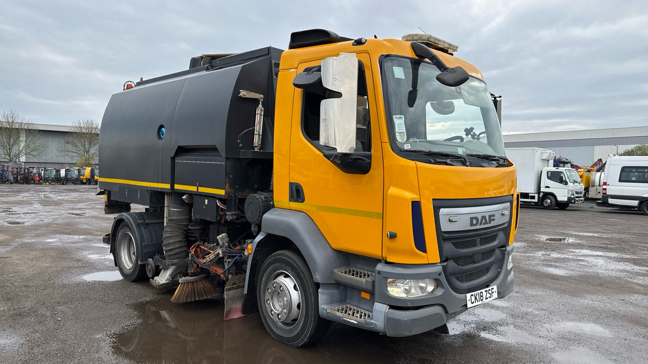 DAF LF - Autočistilica: slika 1 DAF LF - Autočistilica: slika 1