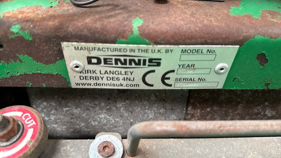 DENNIS FT510 PEDESTRIAN CYLINDER MOWER WITH 5K UNIT AND GRASS BOX - Građevinska oprema: slika 5 DENNIS FT510 PEDESTRIAN CYLINDER MOWER WITH 5K UNIT AND GRASS BOX - Građevinska oprema: slika 5