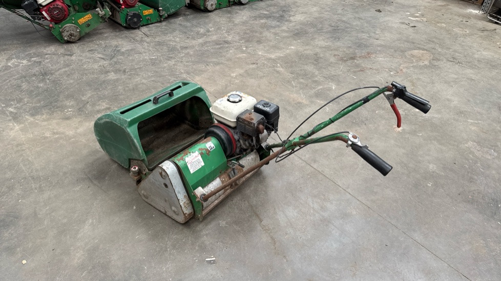 DENNIS FT510 PEDESTRIAN CYLINDER MOWER WITH 5K UNIT AND GRASS BOX - Baštenska kosačica: slika 4 DENNIS FT510 PEDESTRIAN CYLINDER MOWER WITH 5K UNIT AND GRASS BOX - Baštenska kosačica: slika 4