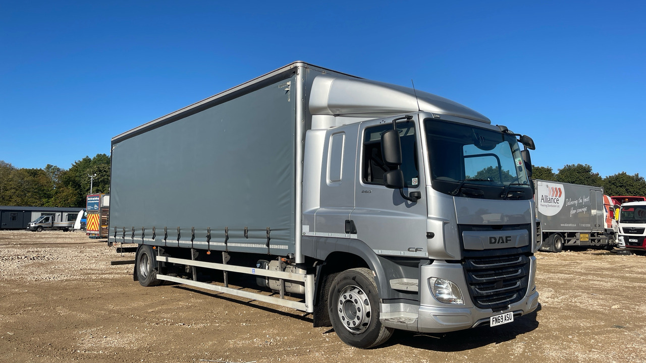 Daf CF 260 - Kamion sa ceradom: slika 1 Daf CF 260 - Kamion sa ceradom: slika 1
