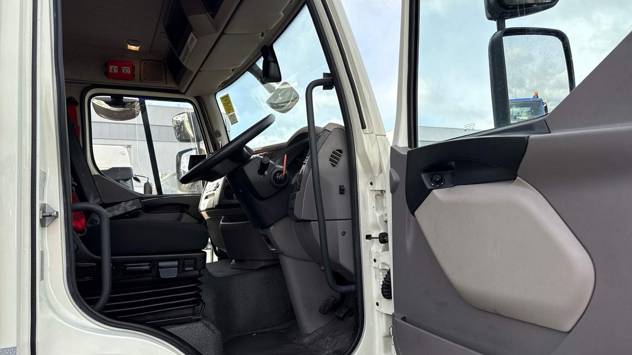 Daf LF 260 - Kamion sa zatvorenim sandukom: slika 5 Daf LF 260 - Kamion sa zatvorenim sandukom: slika 5