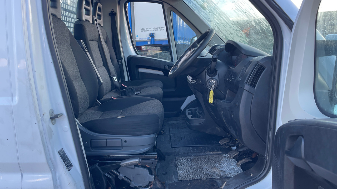 FIAT DUCATO 35 2.3 Multijet 140ps - Dostavno vozilo s ravnom platformom: slika 5 FIAT DUCATO 35 2.3 Multijet 140ps - Dostavno vozilo s ravnom platformom: slika 5