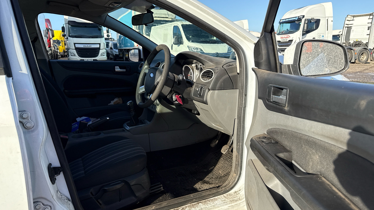 FORD FOCUS 1.6 TDCI STYLE - Hečbek: slika 5 FORD FOCUS 1.6 TDCI STYLE - Hečbek: slika 5