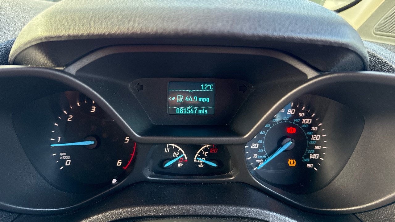 Automobil FORD GRAND TOURNEO CONNECT 1.5 TDCI: slika 6